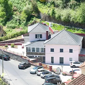 Lodge Casa Do Ribeiro Frio Santana (Madeira)